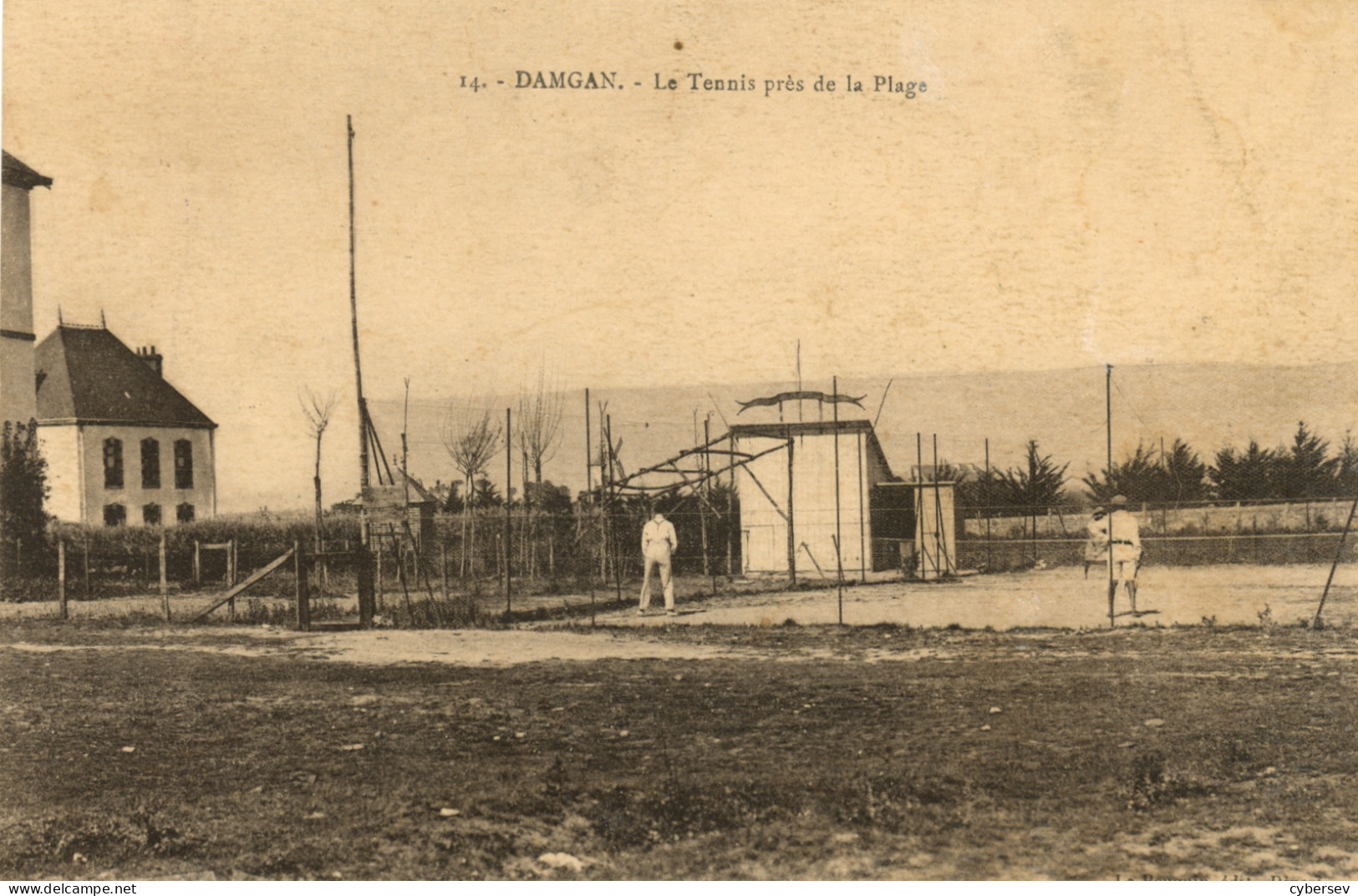 DAMGAN - Le Tennis Près De La Plage - Joueurs - Damgan