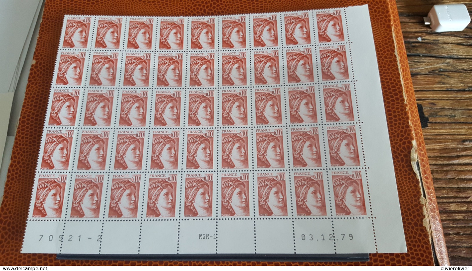 REF A1702  FRANCE NEUF** BAS DE PAGE COIN DATE BLOC - Colecciones Completas