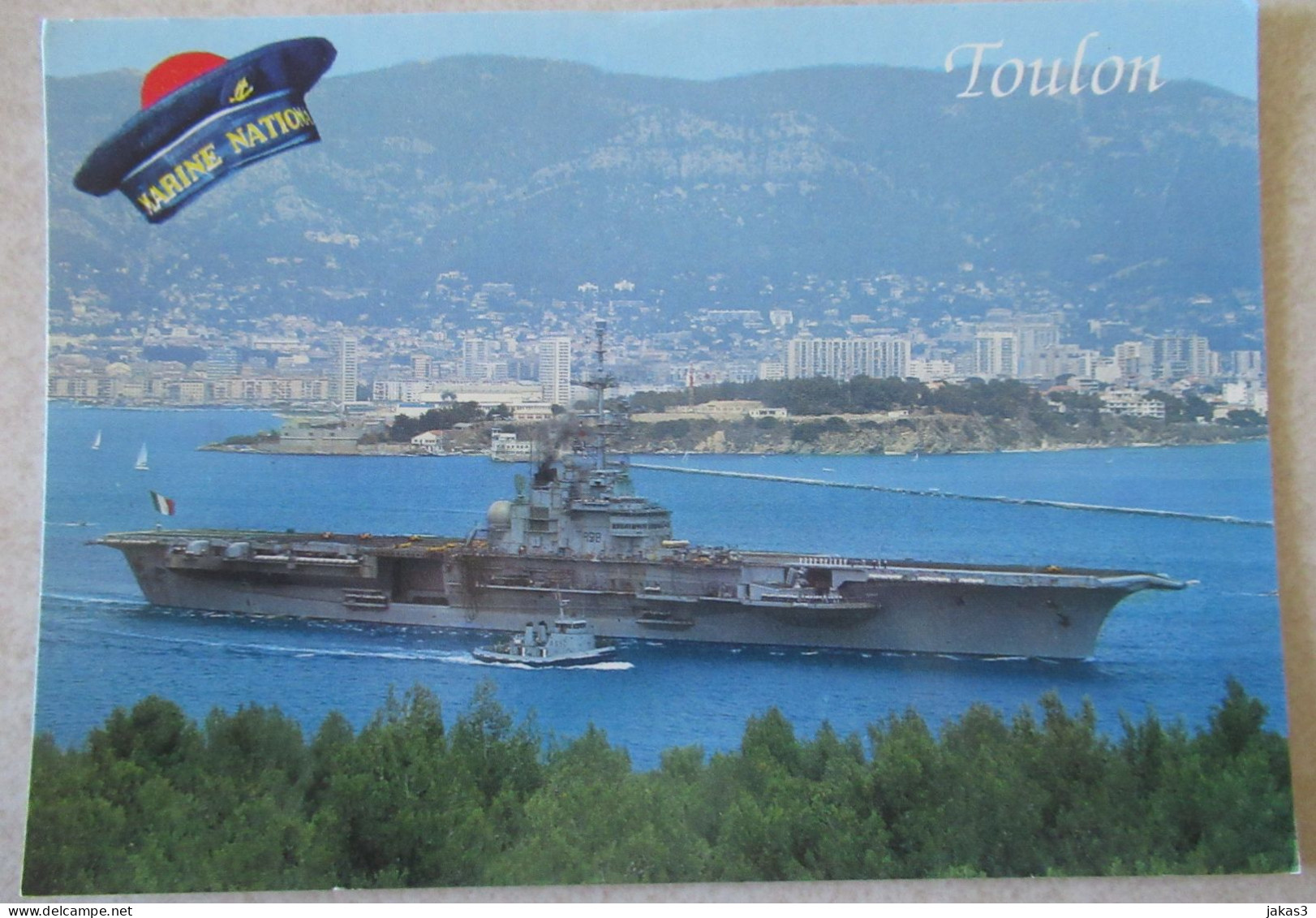 CPM CARTE POSTALE  PORTE-AVION " CLÉMENCEAU " - ESCADRE DE LA MÉDITERRANÉE - Oorlog