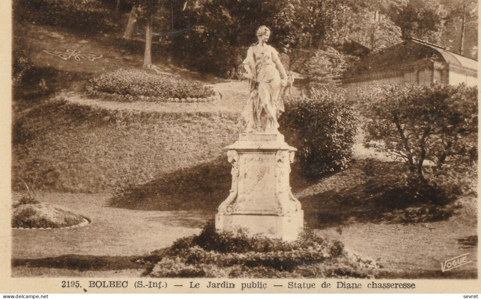 BOLBEC - Le Jardin Public   Statue De Diane Chasseresse. - Bolbec
