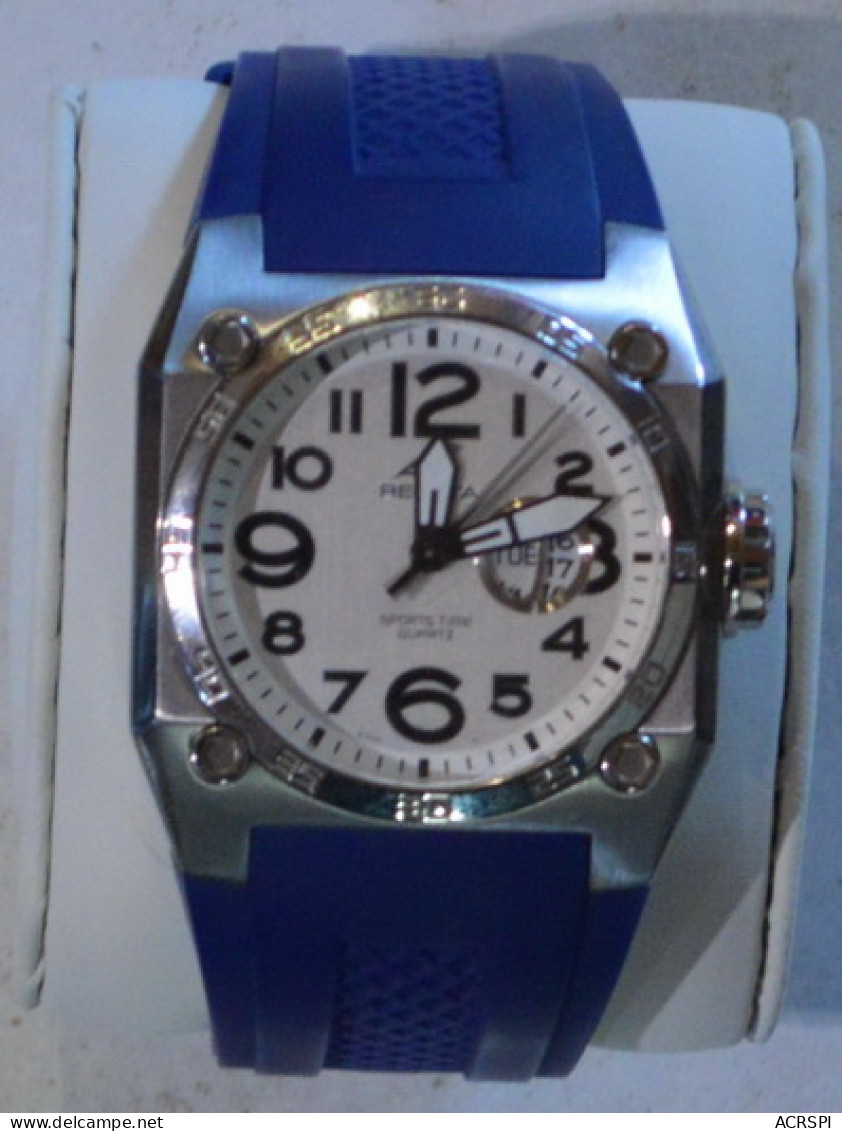 Montre REGATA Sports Time Modèle R14001 Année 2014 Bracelet Bleu - Relojes De Lujo