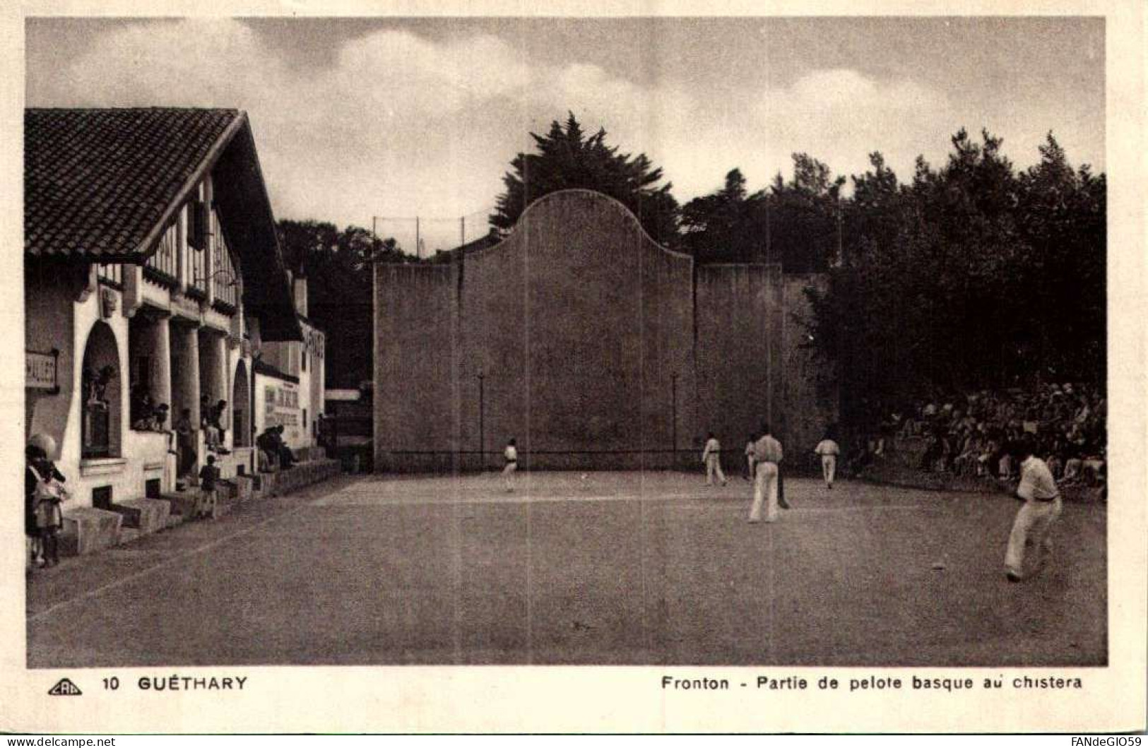 > [64] Pyrénées-Atlantiques > Guethary  FRONTON // 102 - Guethary