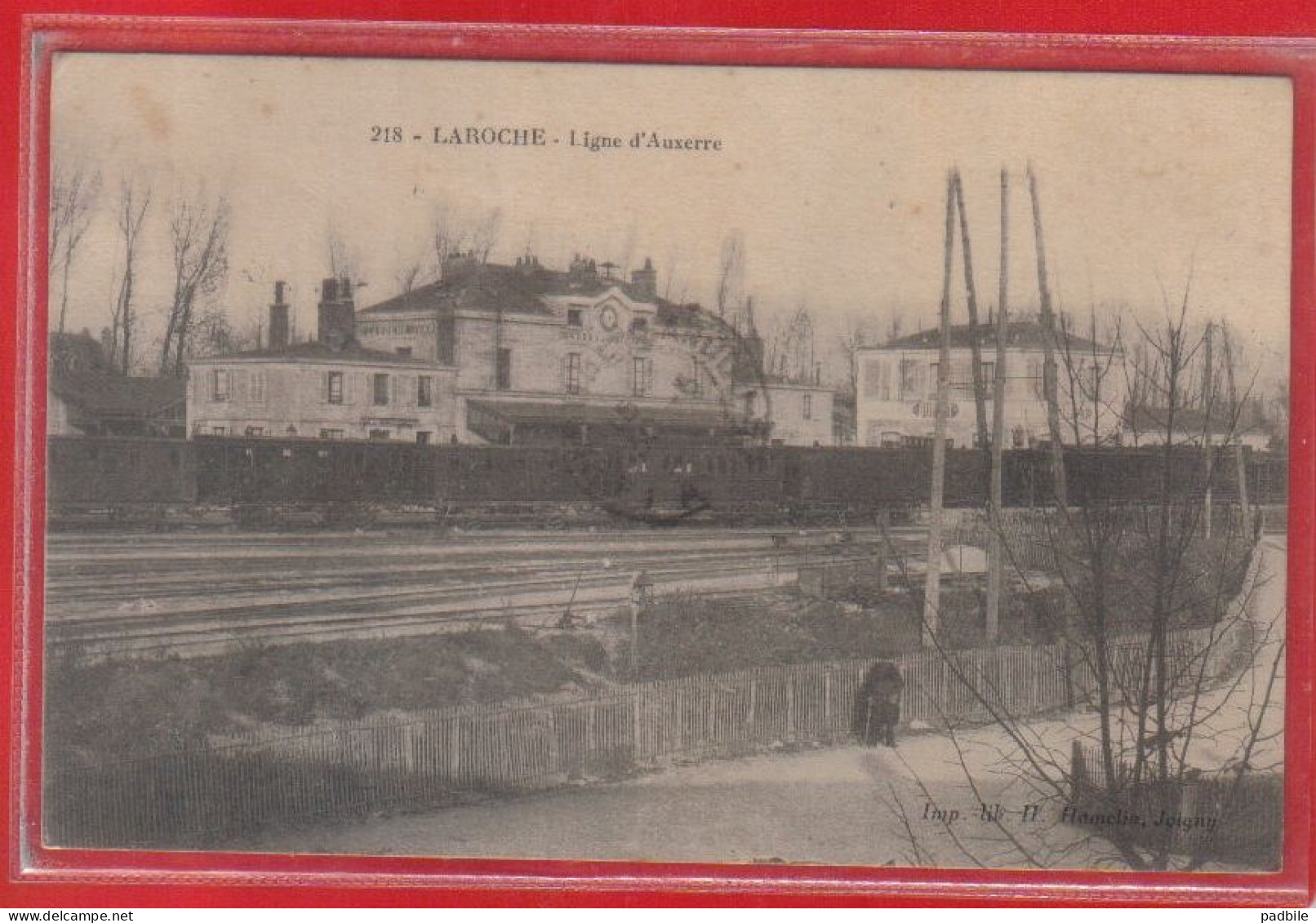 Carte Postale 89. Laroche  La Gare Ligne D'Auxerre  Très Beau Plan - Laroche Saint Cydroine
