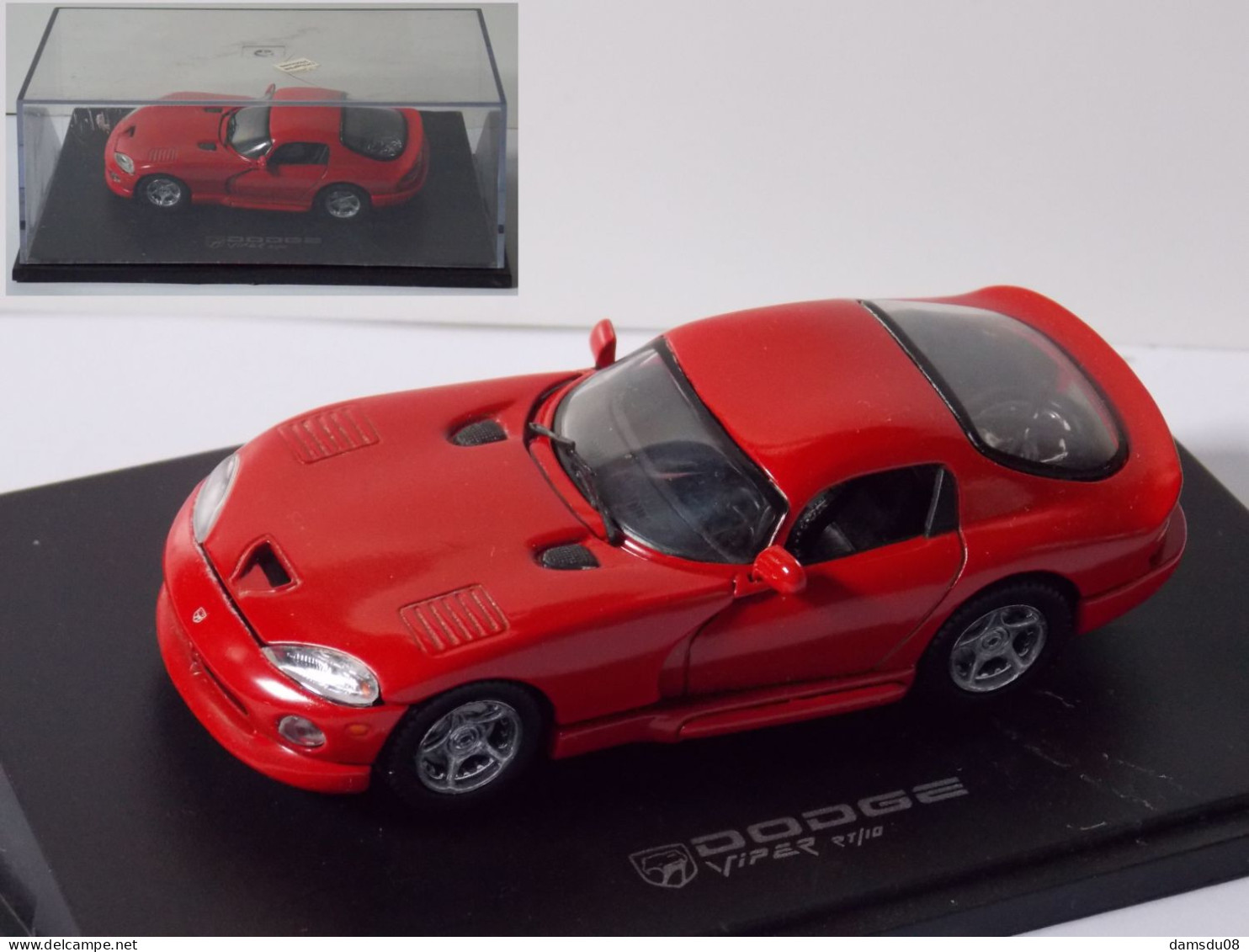 Universal Hobbies Dodge Viper RT/10 Rouge Echelle 1/43 En Boite Vitrine - Autres & Non Classés