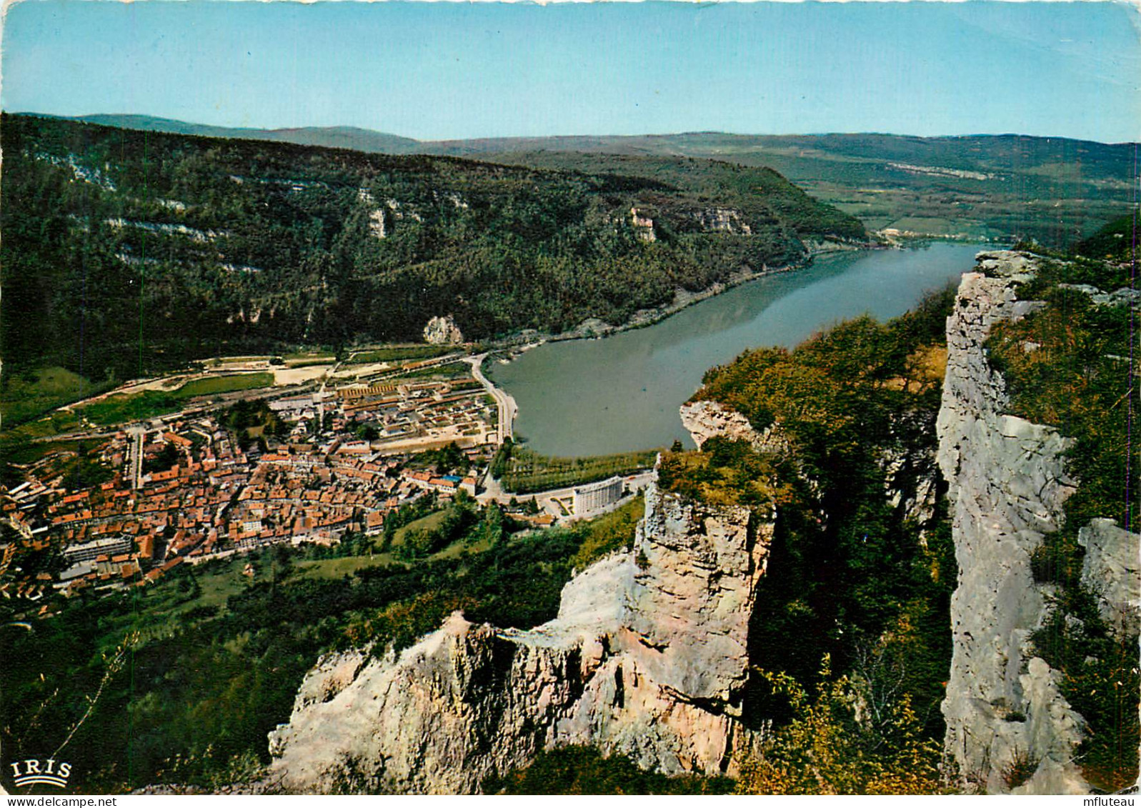 01* NANTUA Le Lac Et Les Montagnes    (CPM 10,5x15cm)     RL16,0034 - Nantua