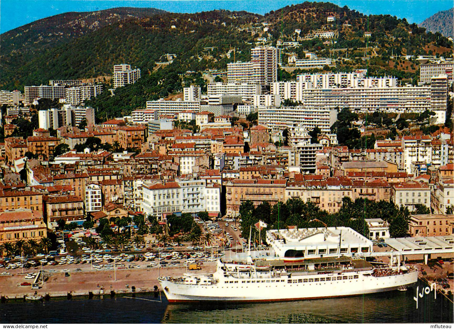 20* AJACCIO  Vue Generale – Le Port (CPM 10,5x15cm)   RL16,1055 - Ajaccio