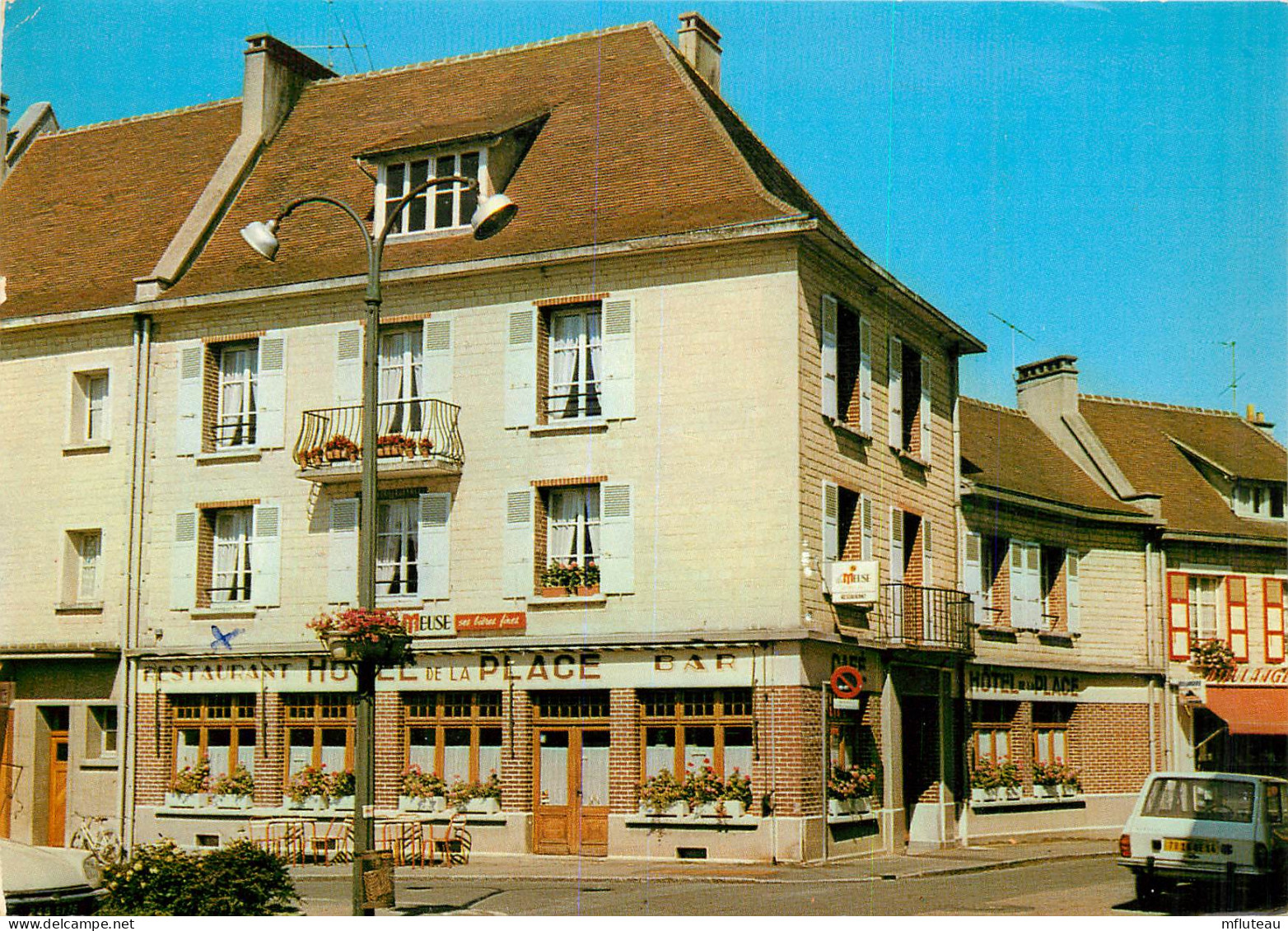 14* THURY HARCOURT    Hotel De La Place (CPM 10,5x15cm)   RL16,0715 - Thury Harcourt