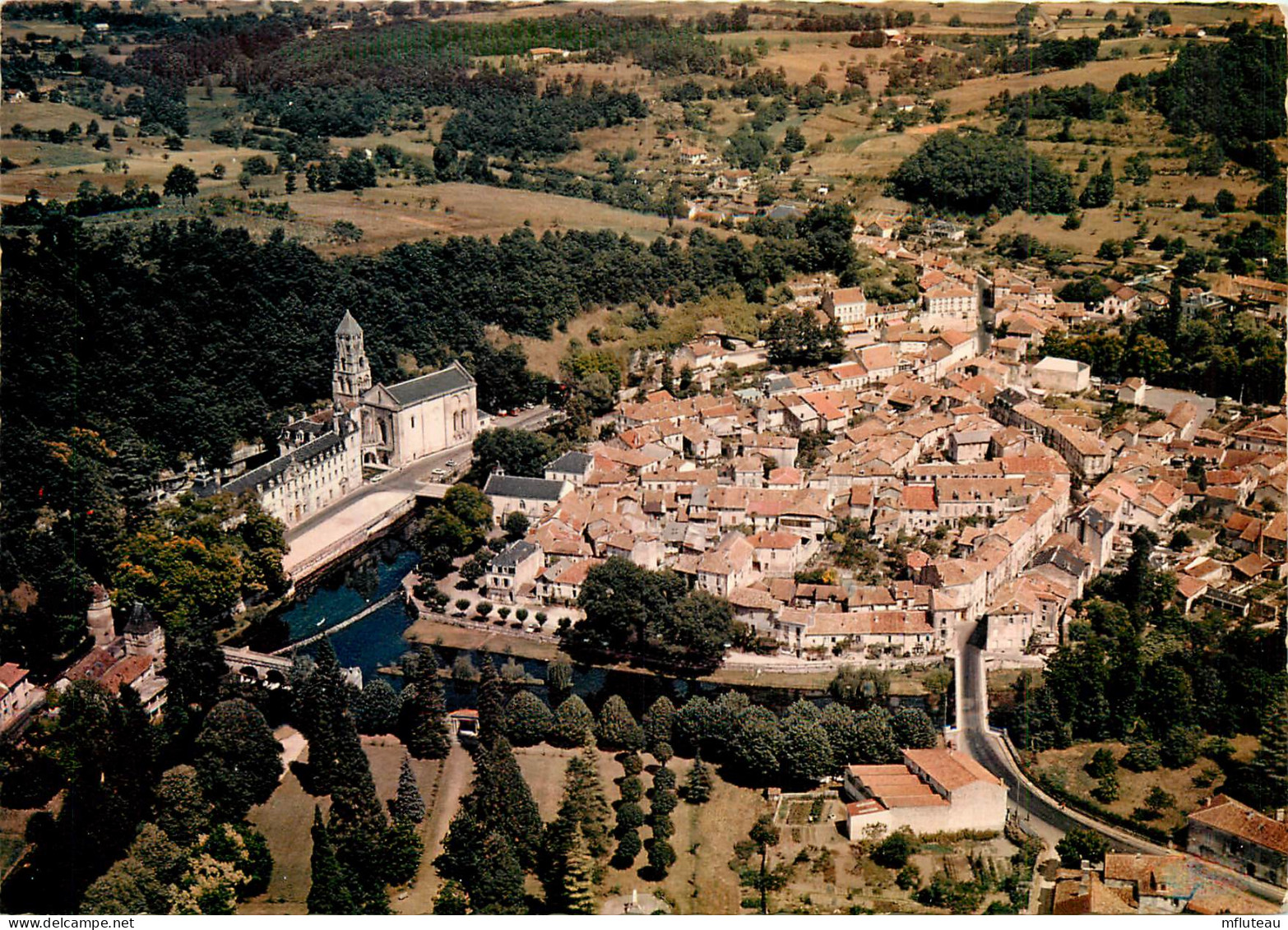 24* BRANTOME  Vue Generale – Ancienne Abbaye  (CPSM 10,5x15cm)   RL16,1379 - Brantome