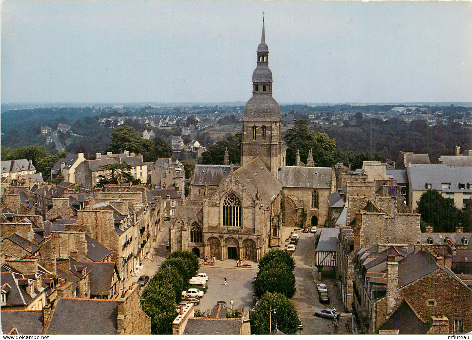 22* DINAN Basilique St Sauveur  (CPM 10,5x15cm)  RL16,1273 - Dinan