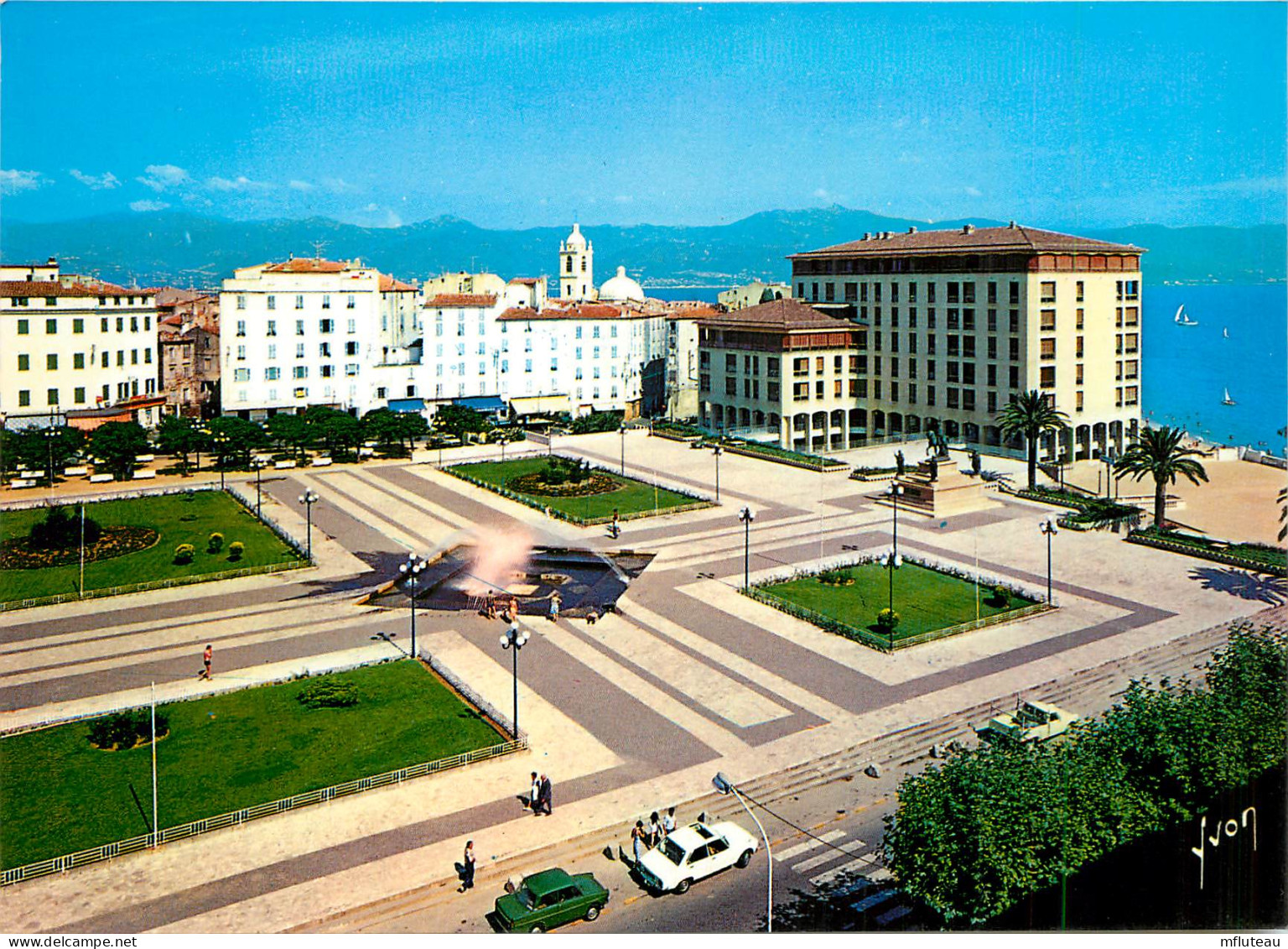 20* AJACCIO La Place Du Diamant  (CPM 10,5x15cm)   RL16,1080 - Ajaccio