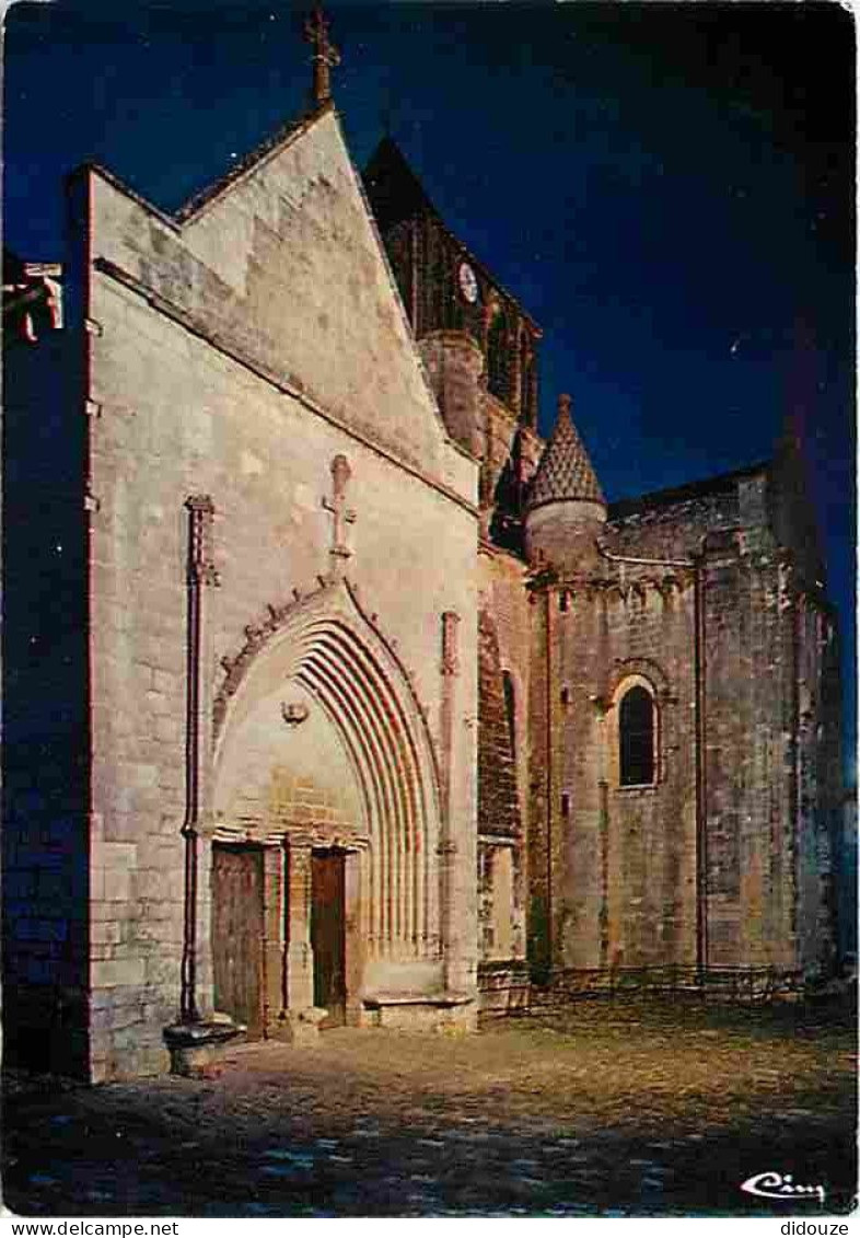 86 - Lusignan - L'Eglise Romane Du 12e Siècle - CPM - Voir Scans Recto-Verso - Lusignan