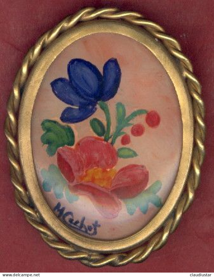 ** JOLIE  BROCHE  FLEURS  1 ** - Broches