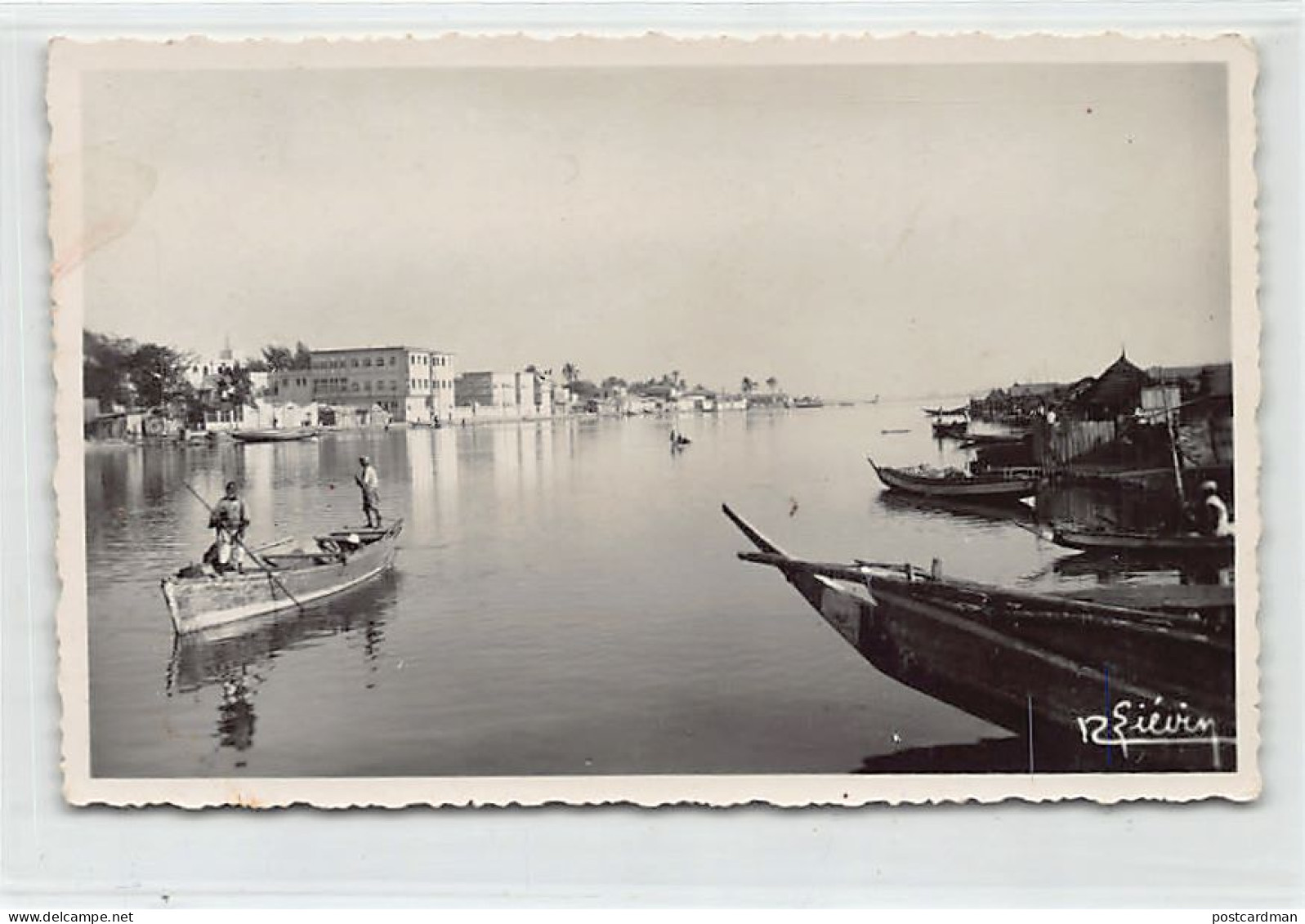 Madagascar - NOSSI BÉ ? - Vue De La Mer - CARTE PHOTO - Ed. P. Liévin  - Madagaskar