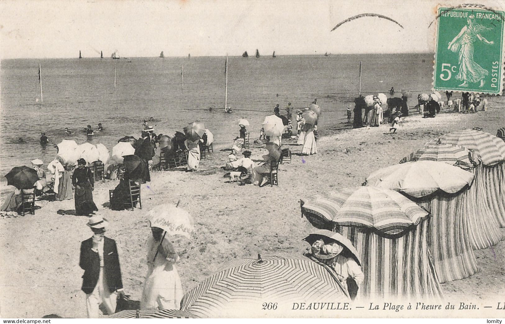 Destockage lot de 34 cartes postales CPA du Calvados Saint Aubin Trouville Deauville Houlgate Langrune sur Mer