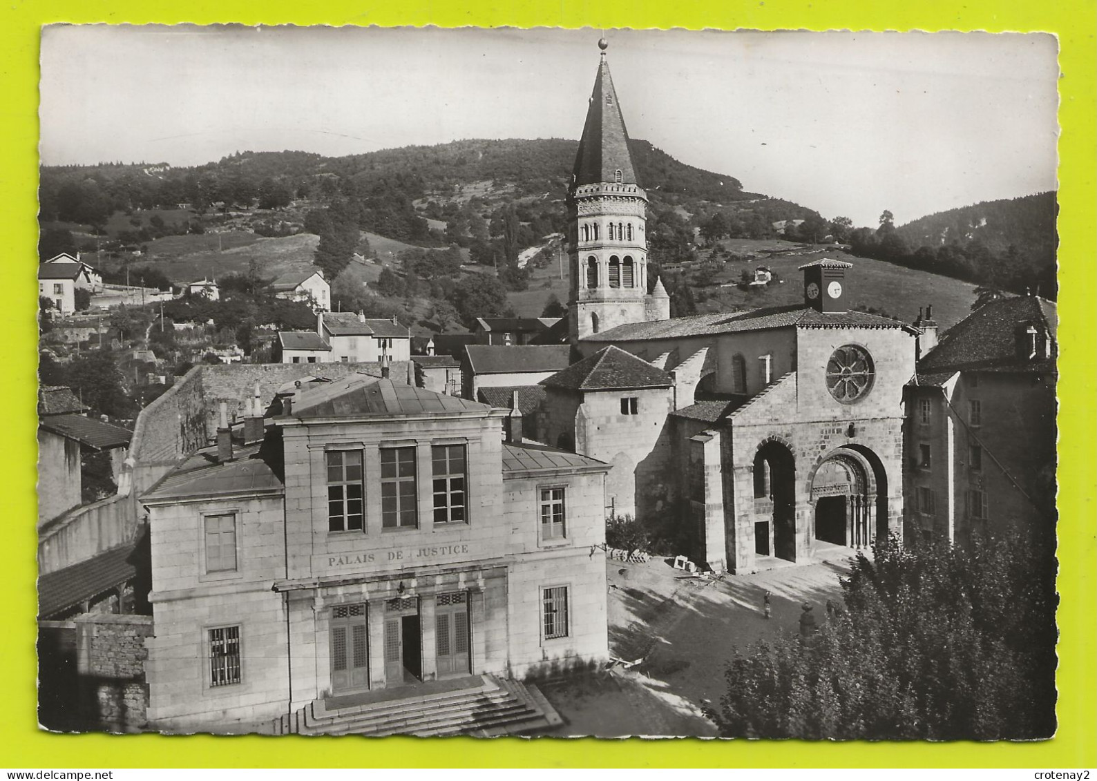 01 NANTUA N°15 Le Palais De Justice Et L'Eglise Du 13ème Siècle VOIR DOS En 1957 - Nantua