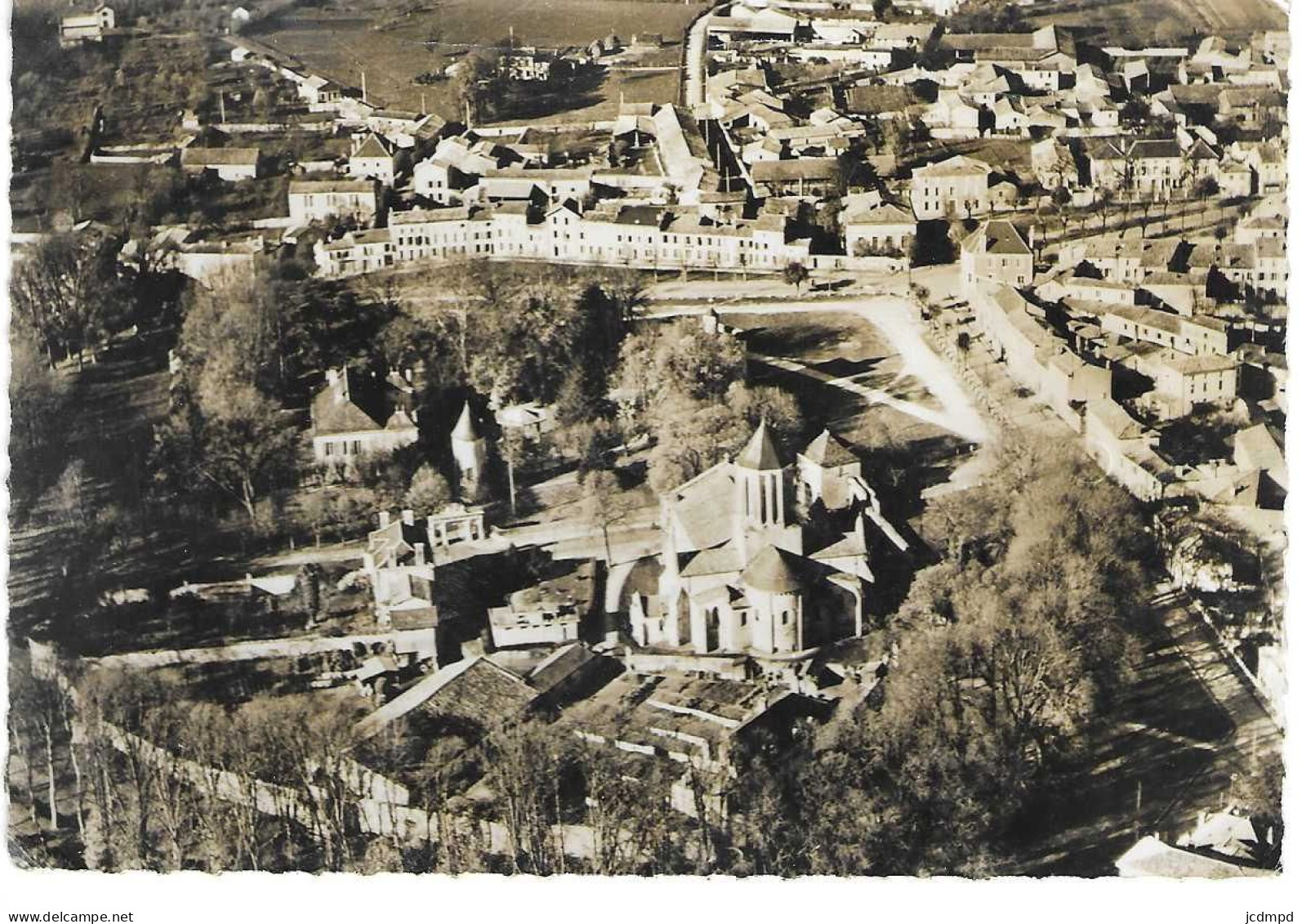 Surgéres Le Château - Surgères