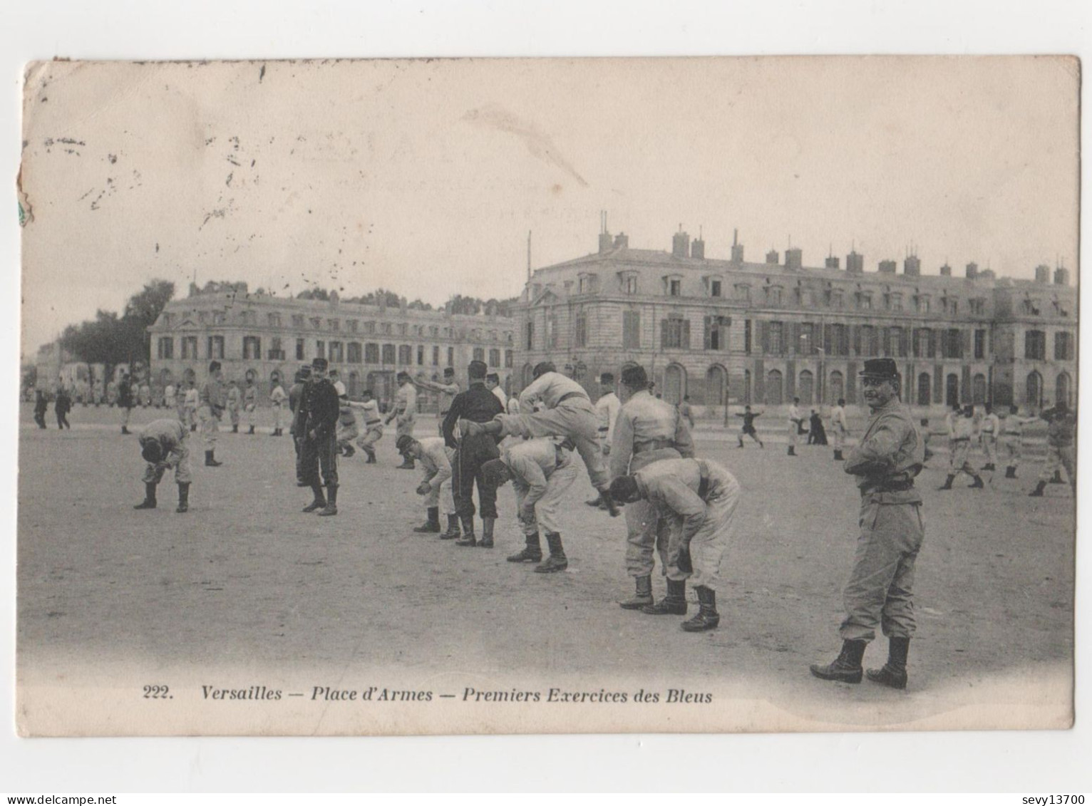 CPA Militaire, Versailles - Place D'Armes - Premiers Exercices Des Bleus - Manoeuvres