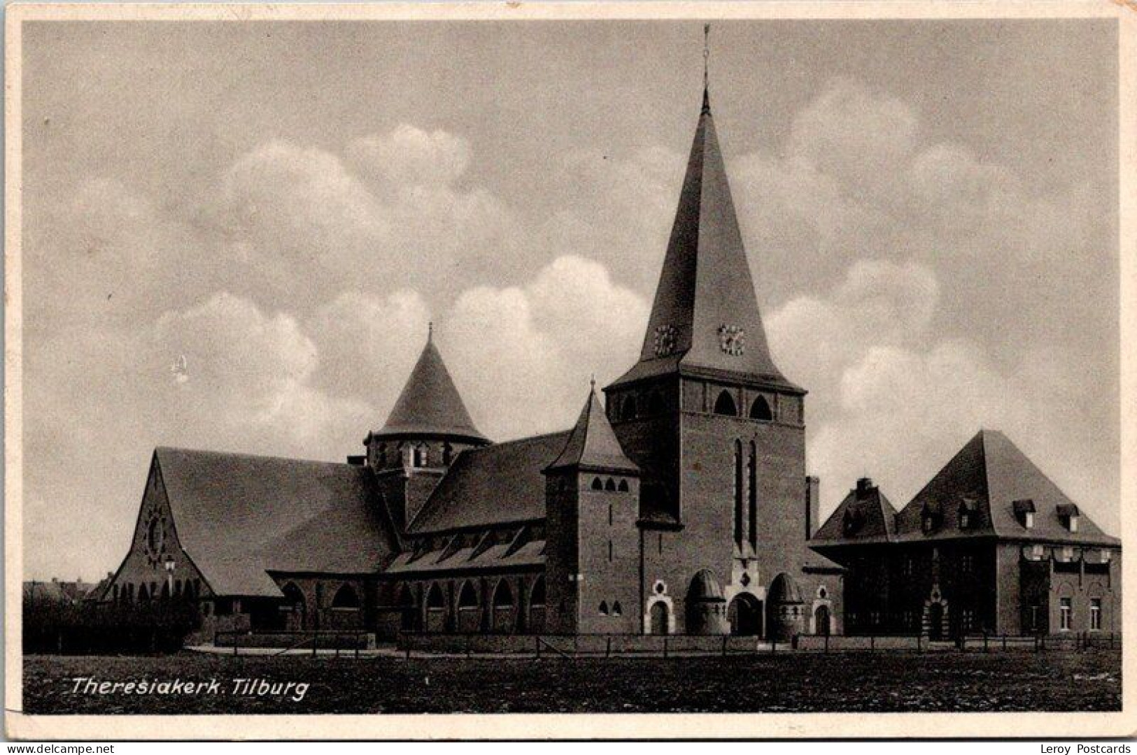 Theresiakerk, Tilburg 1933 (NB) - Tilburg