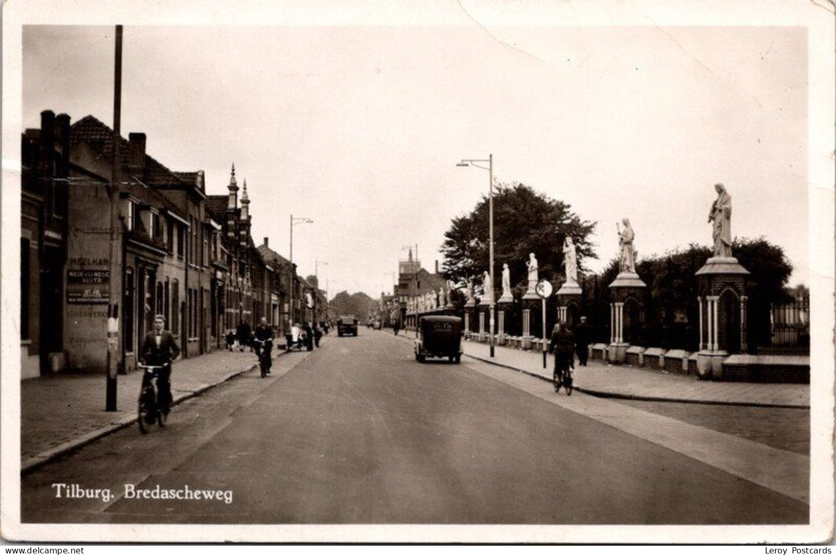 Bredascheweg Met Volk, Tilburg 1949 (NB) - Tilburg