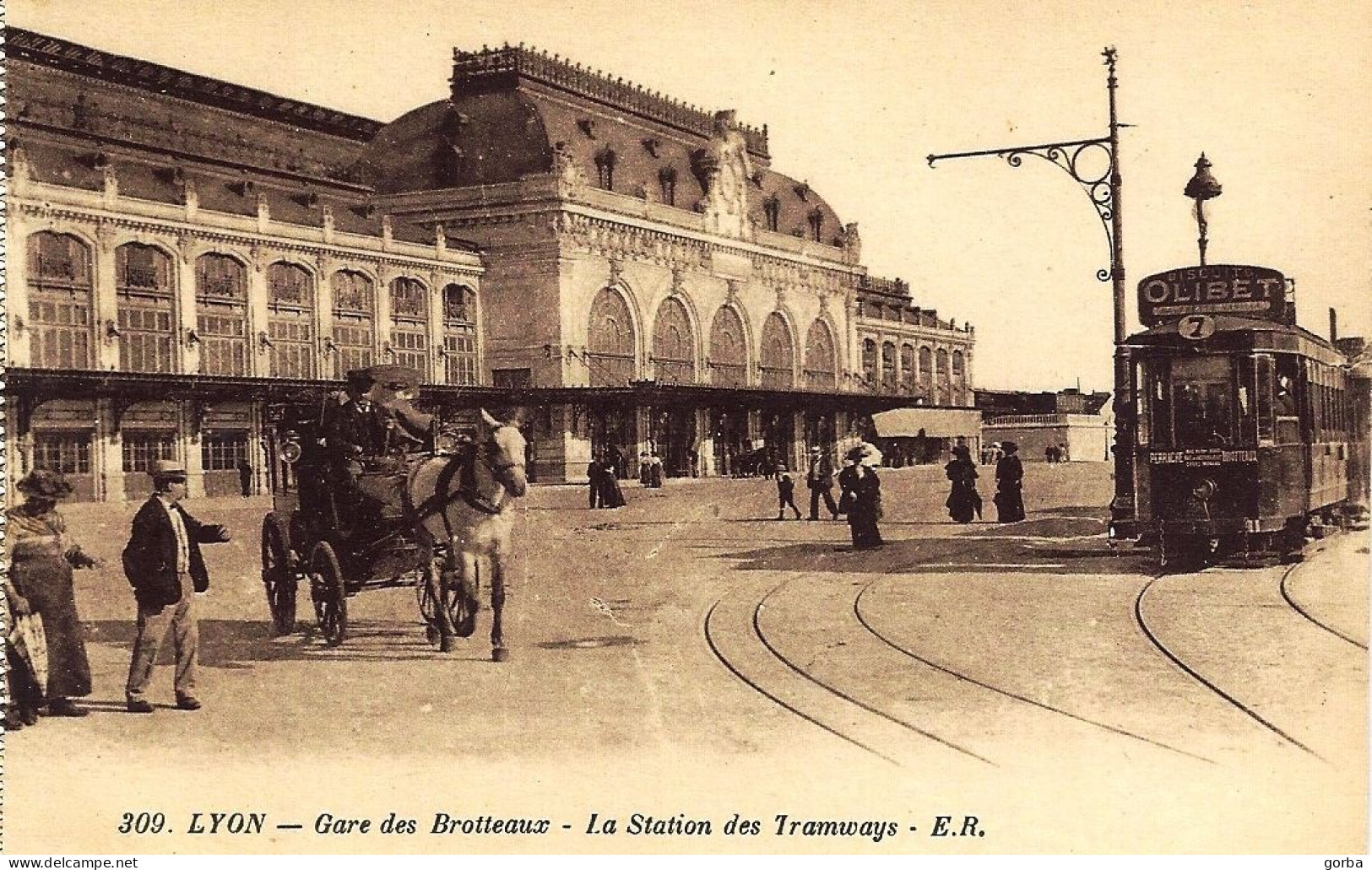 *CPA - 69 LYON - 6ème - Gare Des Brotteaux - La Station Des Tramways - Lyon 6