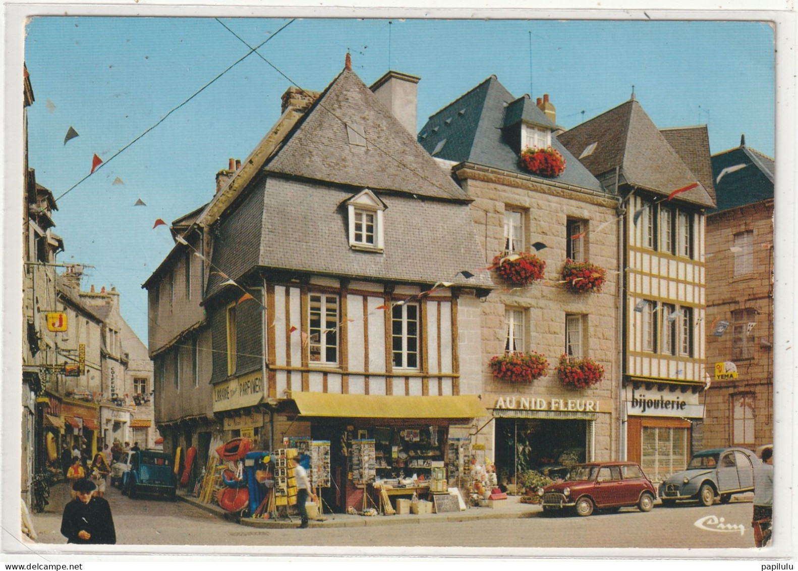 109 DEPT 22 : édit. Cim : Paimpol Les Vieilles Maisons ( Citroën 2 Ch Et Mini ) - Paimpol