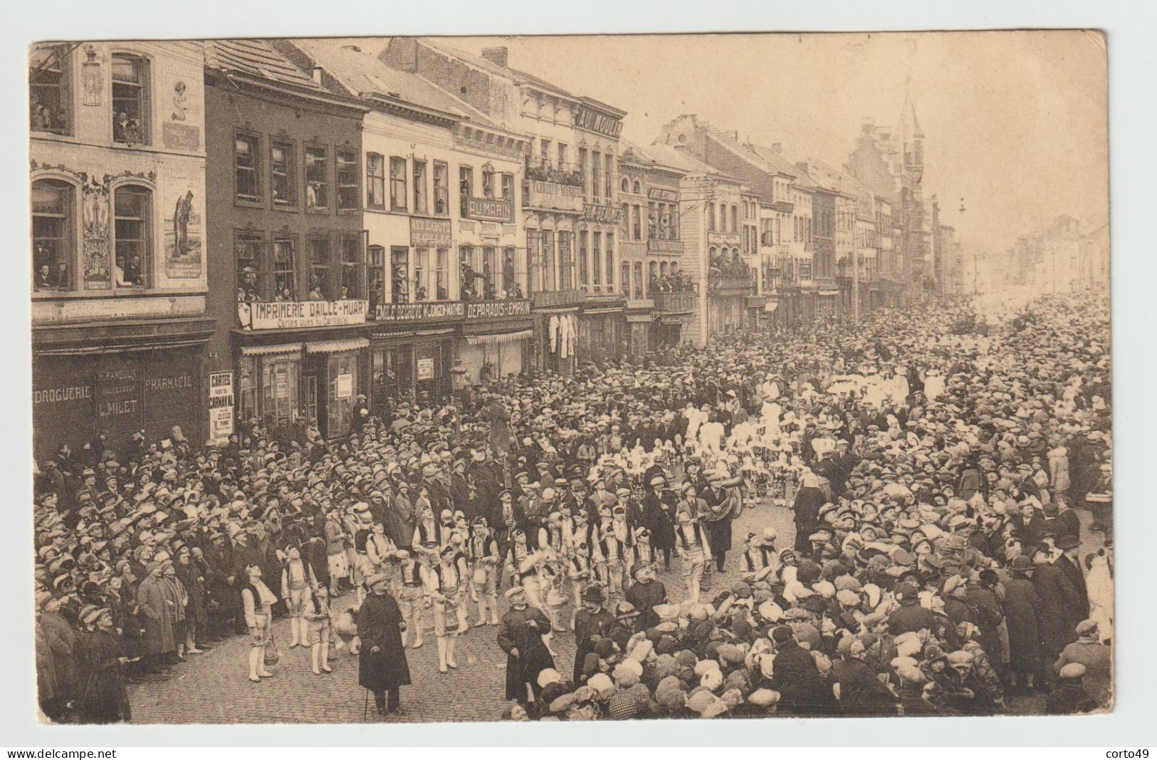 CP De BINCHE - LE CARNAVAL -  LA TETE DU CORTEGE - Voir Les 2 Scans ! - Binche