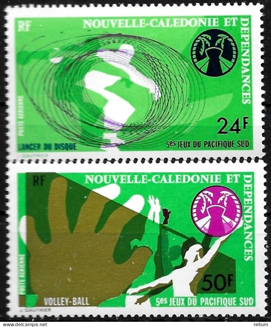 Nouvelle Calédonie 1975 - Yvert N° PA 167/168 - Michel N° 567/568 * - Neufs