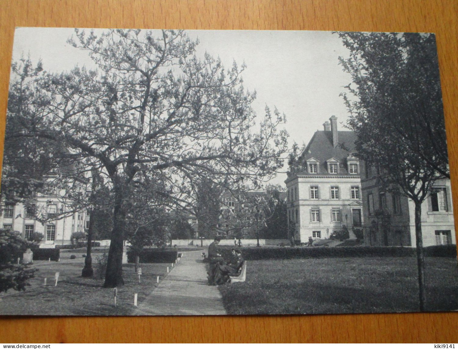 CITÉ UNIVERSITAIRE - 6-L’allée Rockefeller En Bordure De La Maison Internationale - Onderwijs, Scholen En Universiteiten