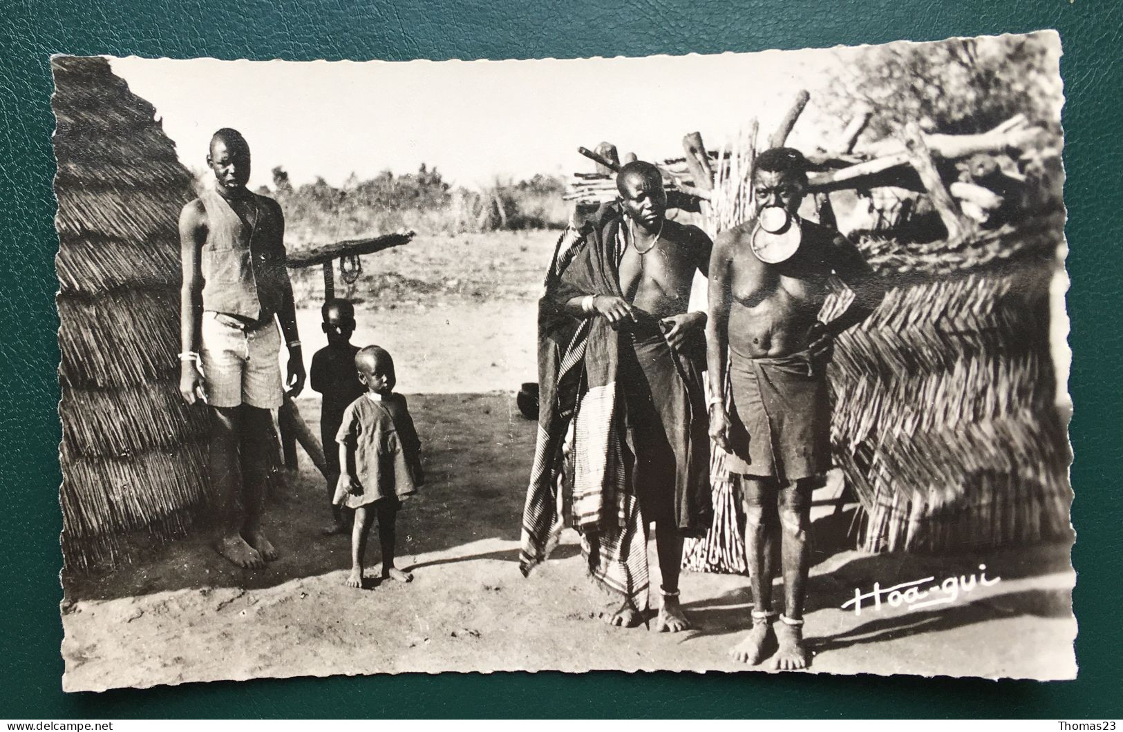 Femmes à Plateaux, Lib "Au Messager", N° 205 - Brazzaville