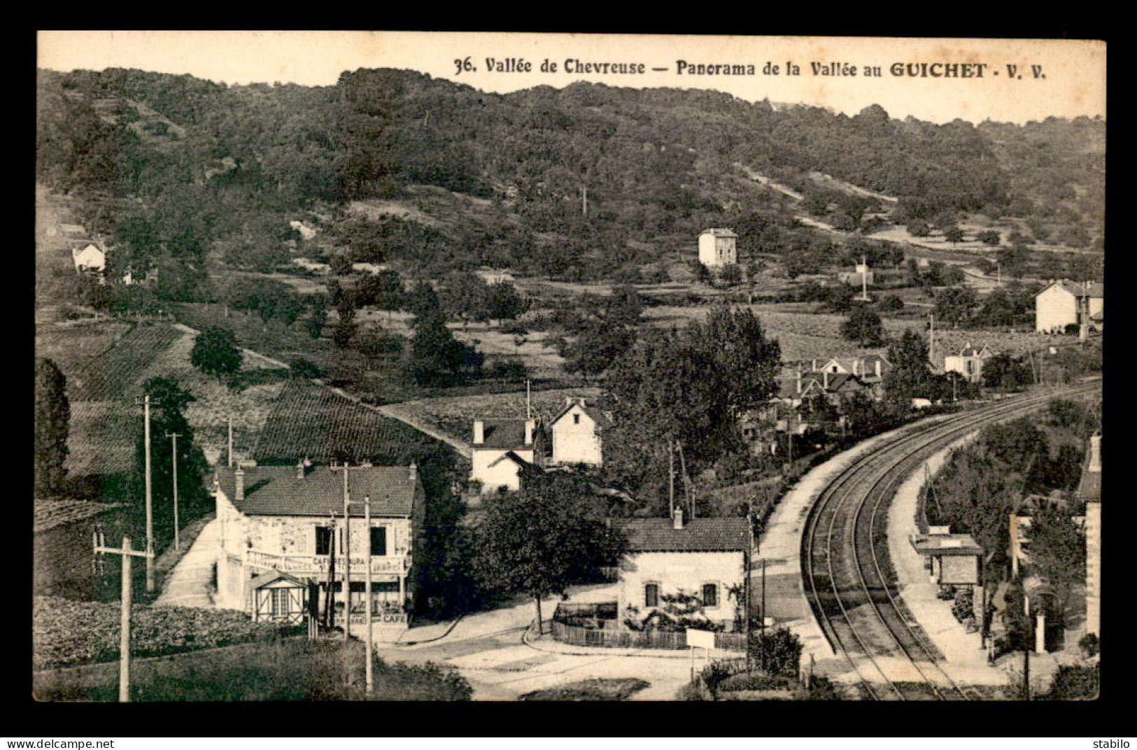 91 - ORSAY - LE GUICHET - PANORAMA SUR LA VALLEE ET LA GARE DE CHEMIN DE FER - Orsay