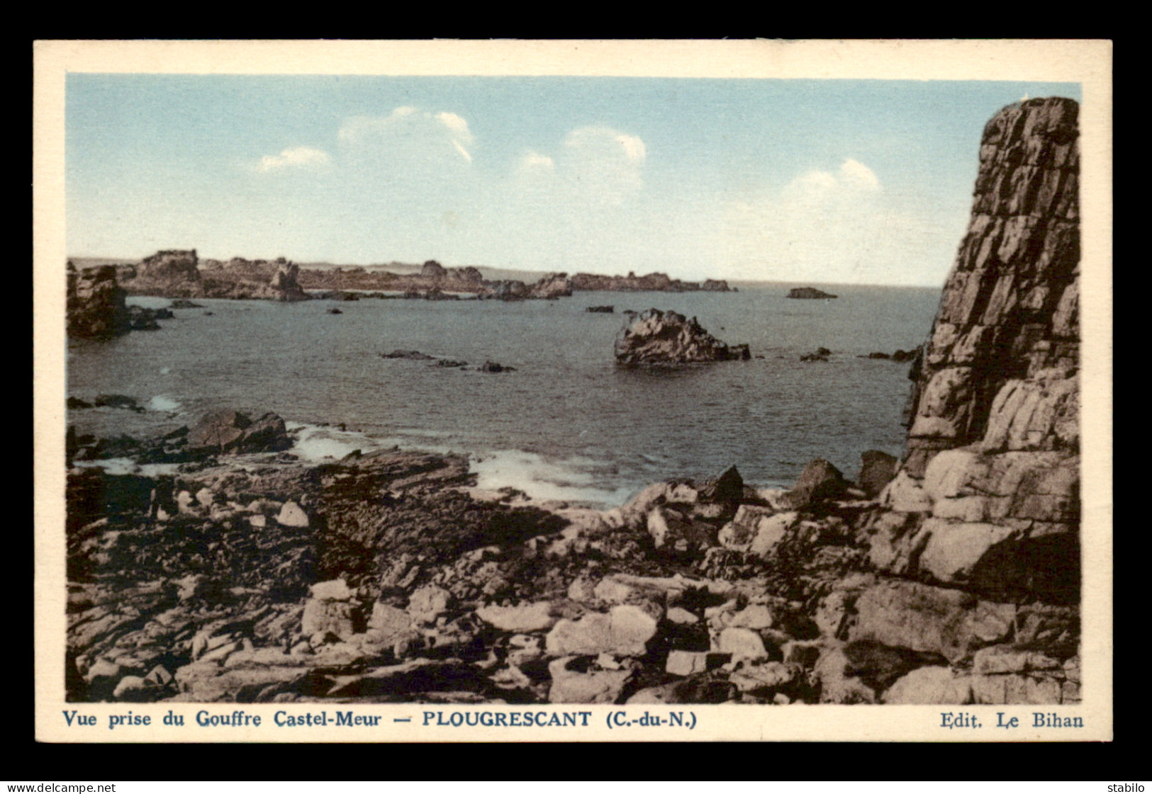 22 - PLOUGRESCANT - VUE PRISE DU GOUFFRE DE CASTEL-MEUR - Plougrescant