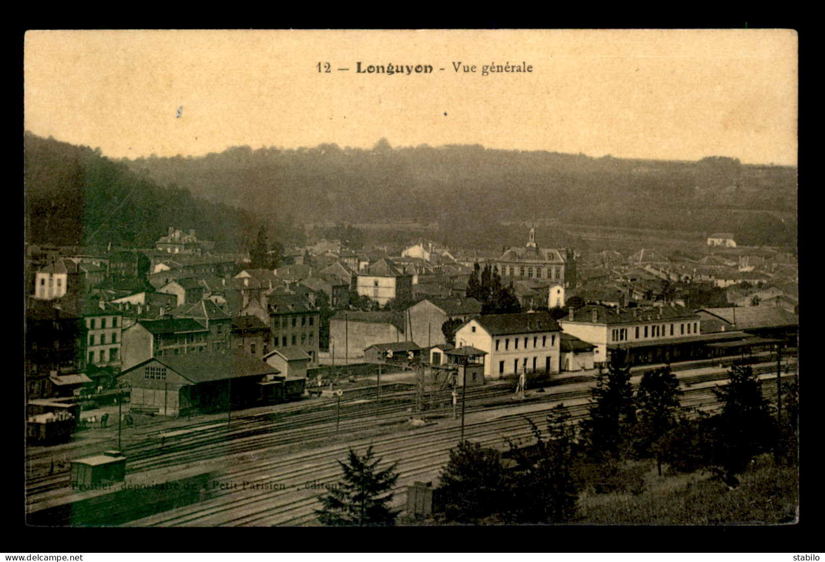 54 - LONGUYON - VUE GENERALE SUR LA GARE DE CHEMIN DE FER - Longuyon