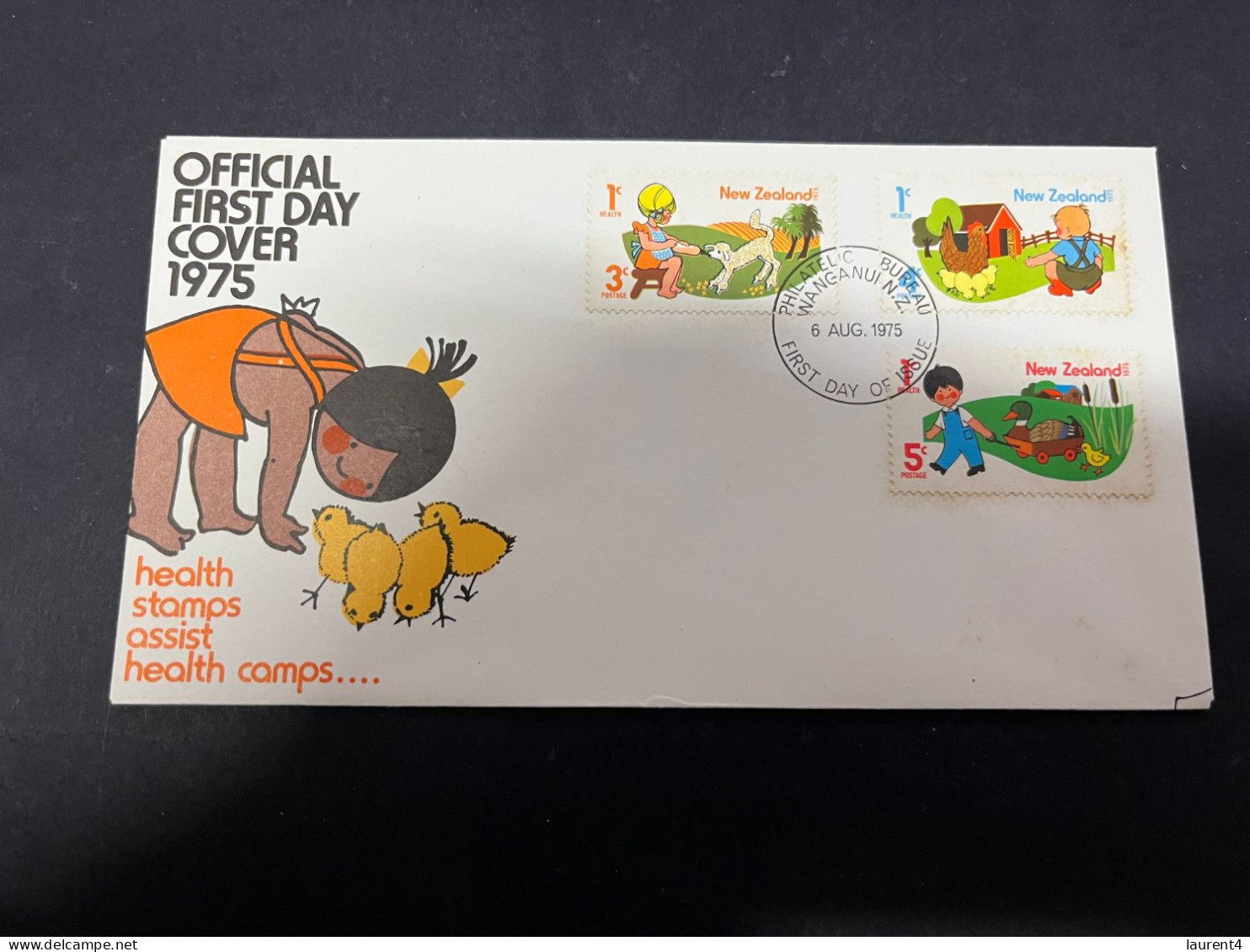 23-4-2024 (2 Z 49) FDC - New Zealand - 1975 - Health Stamps (light Rust) - FDC