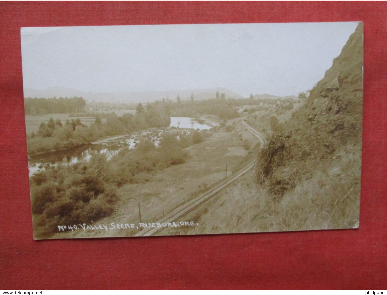 RPPC.  Valley Scene Roseburg.  Oregon >,  Ref 6391 - Altri & Non Classificati