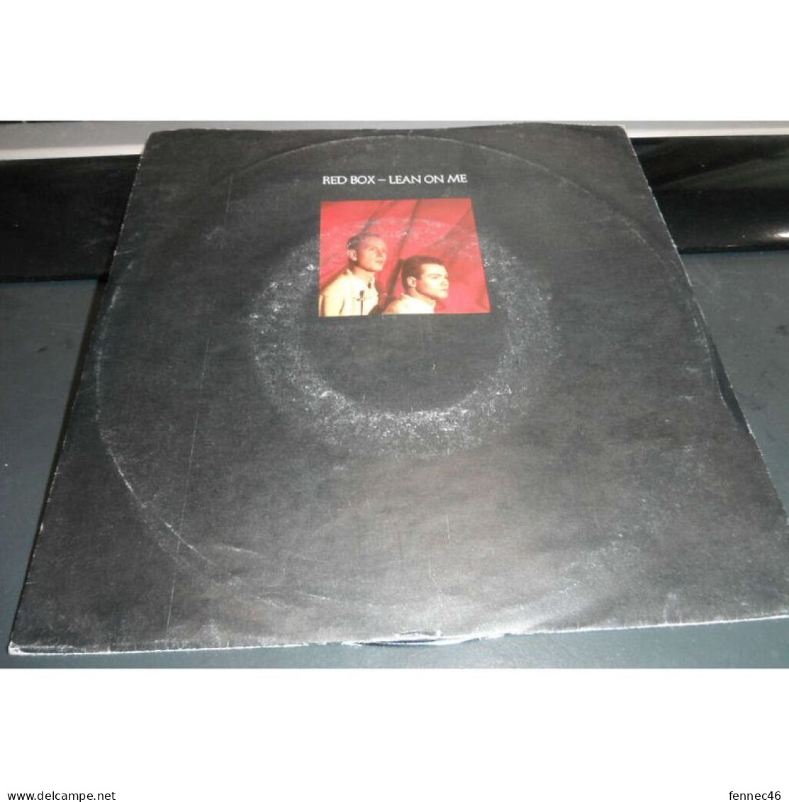 Vinyle 45T (SP-2 Titres) - Red Box -  Lean On Me / Stinging Bee - Altri - Inglese