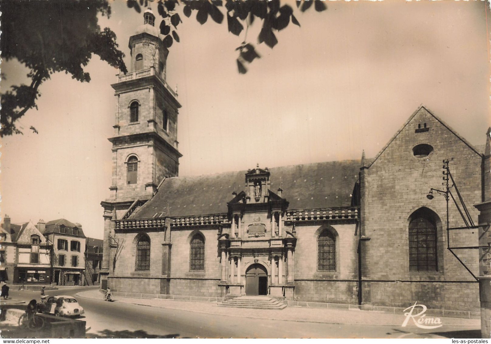 56 AURAY L EGLISE  - Auray