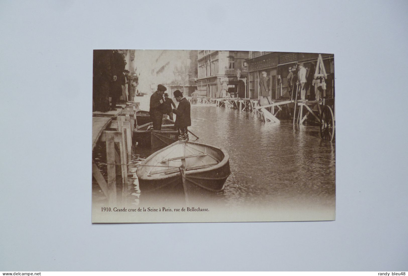 PARIS  -  Grande Crue De La Seine, Rue De Bellechasse   -   ( 1910 )   -  éditions ATLAS - Inondations De 1910