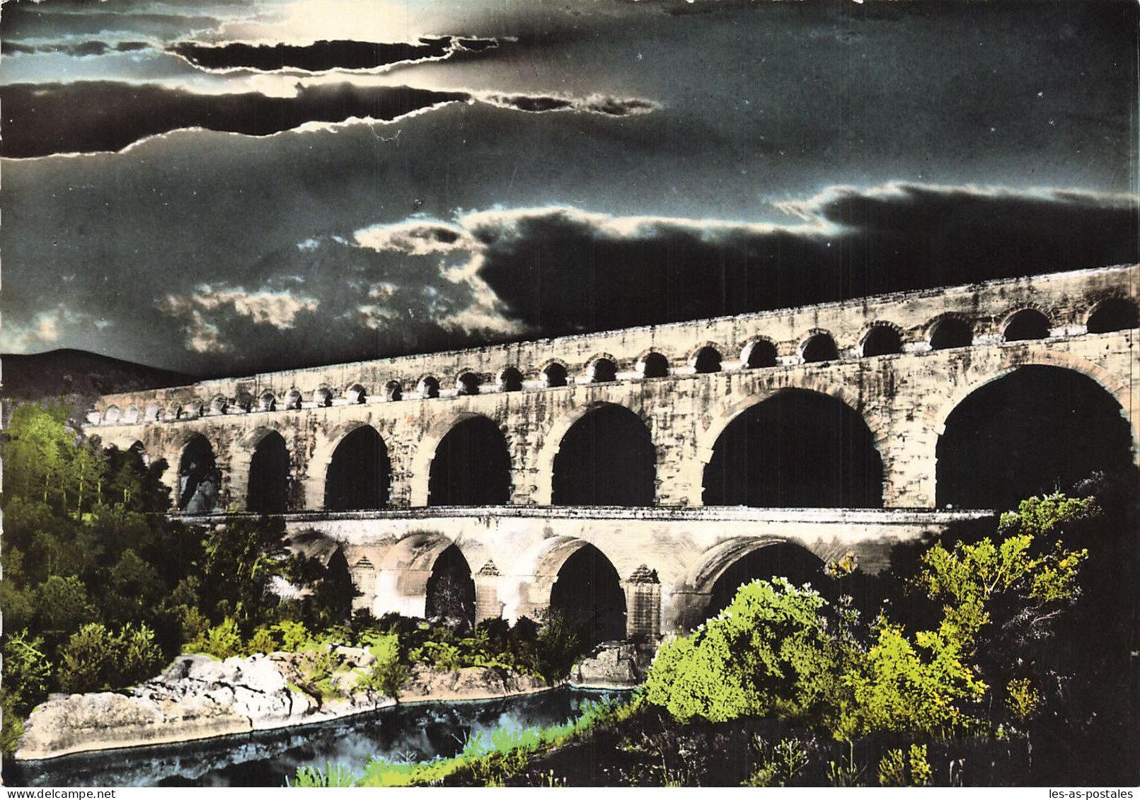 30  LE PONT DU GARD L AQUEDUC ROMAIN - Le Grau-du-Roi