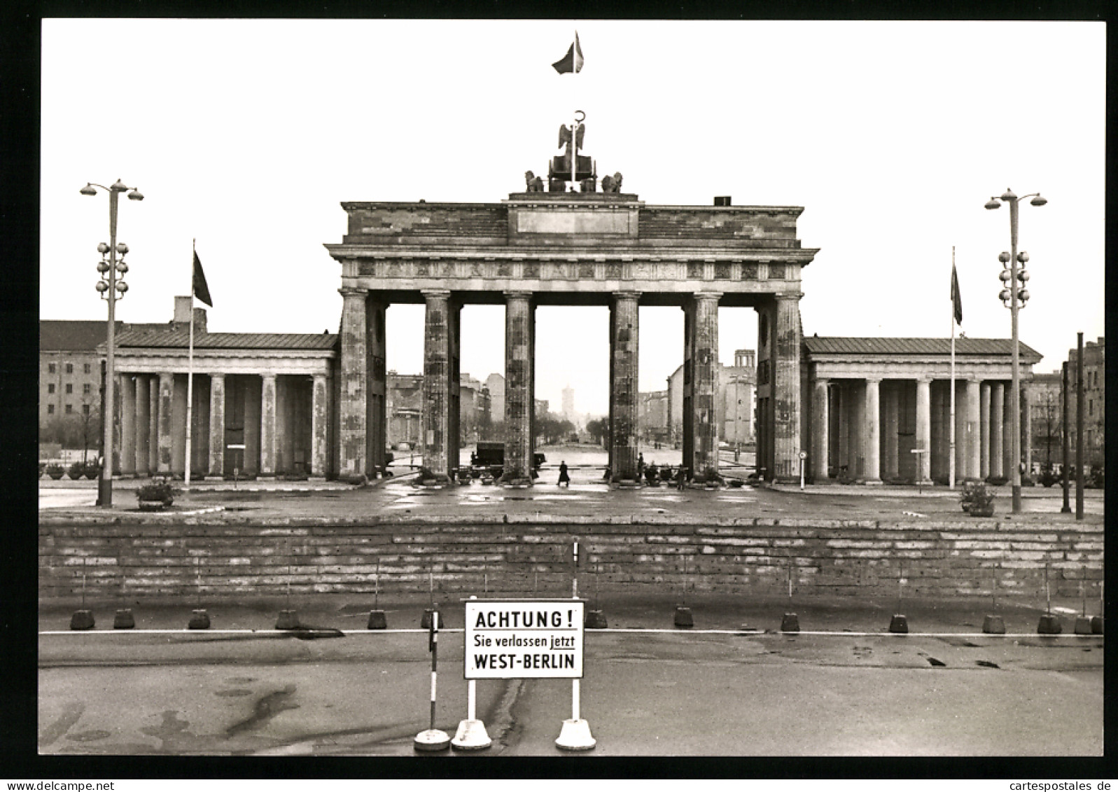 30 Fotografien Unbekannter Fotograf, Ansicht Berlin, Berliner Mauer, Zonengrenze, Sektorengrenze, Treptower Strasse Uv  - War, Military