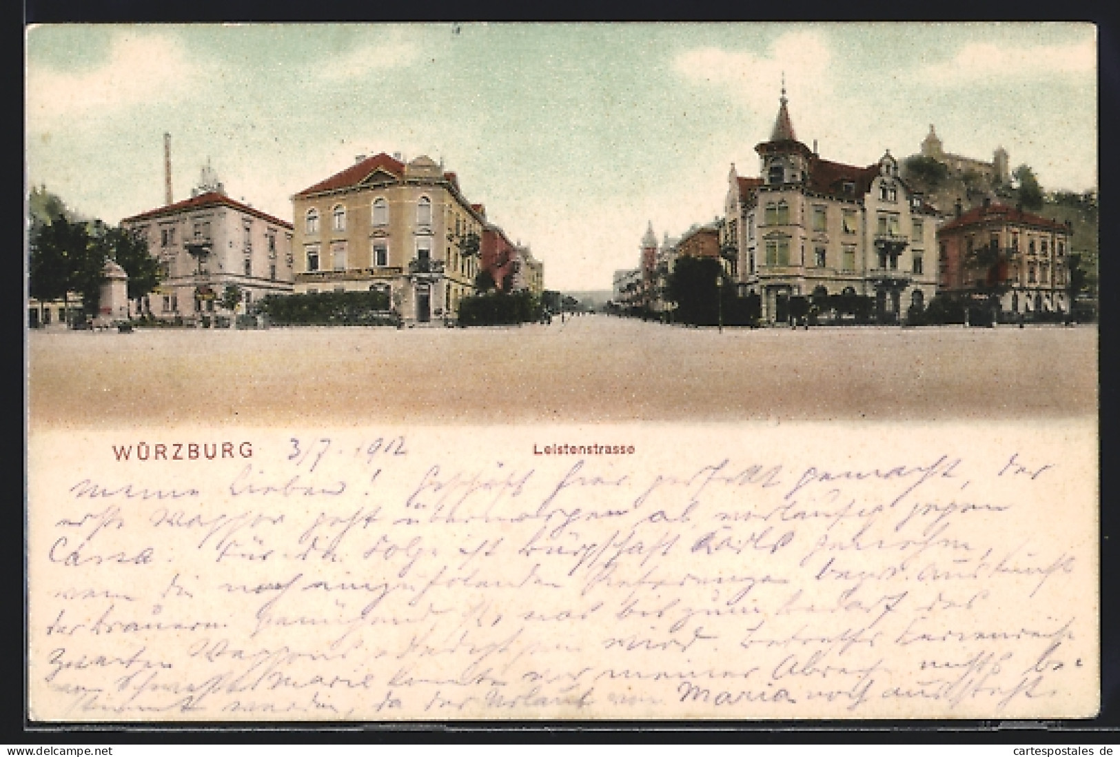 AK Würzburg, Blick In Die Leistenstrasse Mit Gasthaus Und Denkmal  - Würzburg