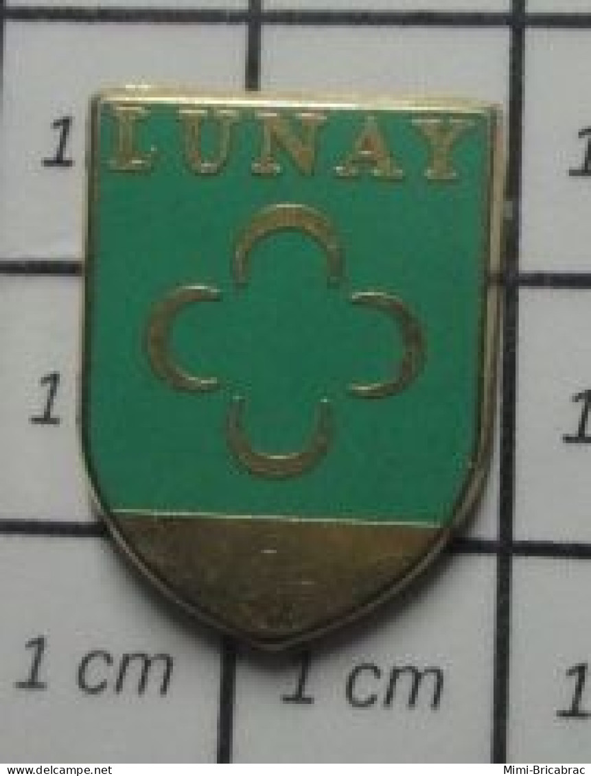 1016B Pin's Pins / Rare Et De Belle Qualité !!! VILLES / BLASON ECUSSON ARMOIRIES LUNAY VILLE ? Par PICHARD - Città