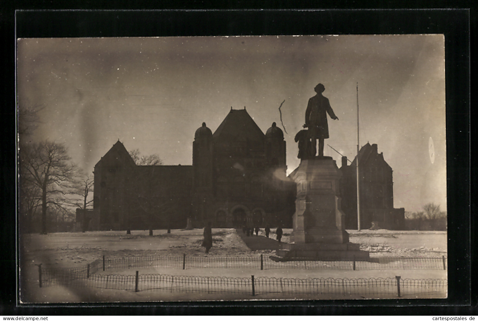 AK Toronto, MacDonald Memorial In Front Of The Parlament Building  - Toronto