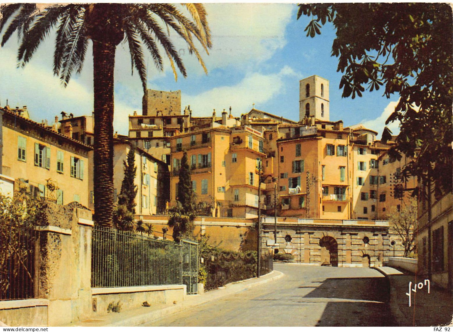 Grasse - La Vieille Ville Provençale - Grasse