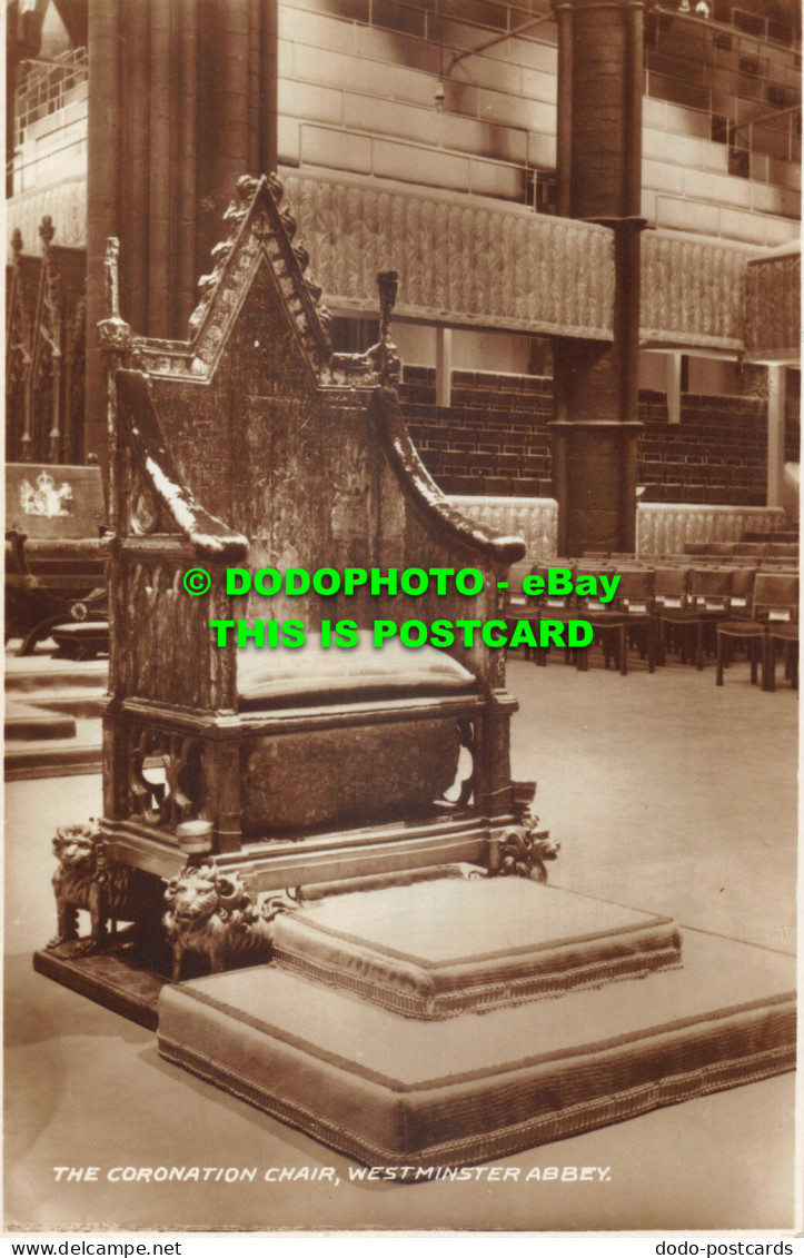 R475136 The Coronation Chair. Westminster Abbey. R. P. Howgrave. Westminster Abb - World