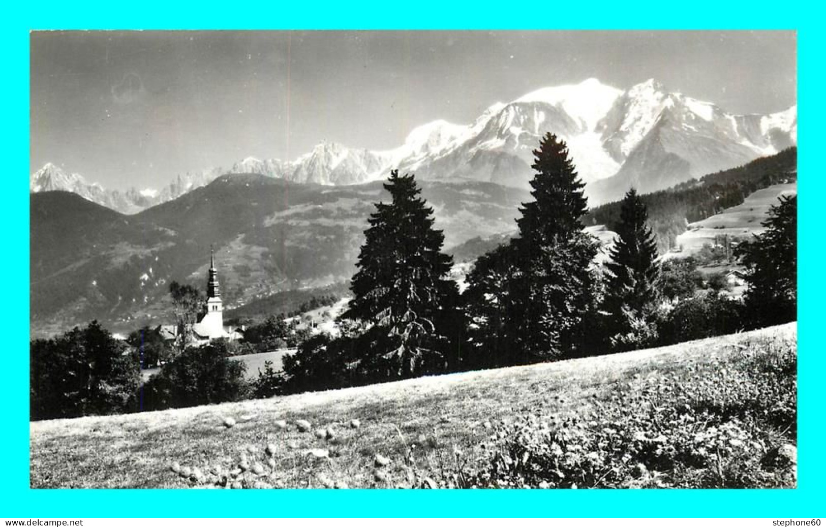 A775 / 149 74 - COMBLOUX Eglise Et Massif Du Mont Blanc - Combloux