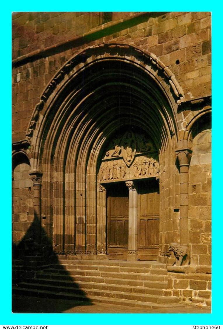 A779 / 635 15 - MAURIAC Basilique Notre Dame Des Miracle Porche - Mauriac