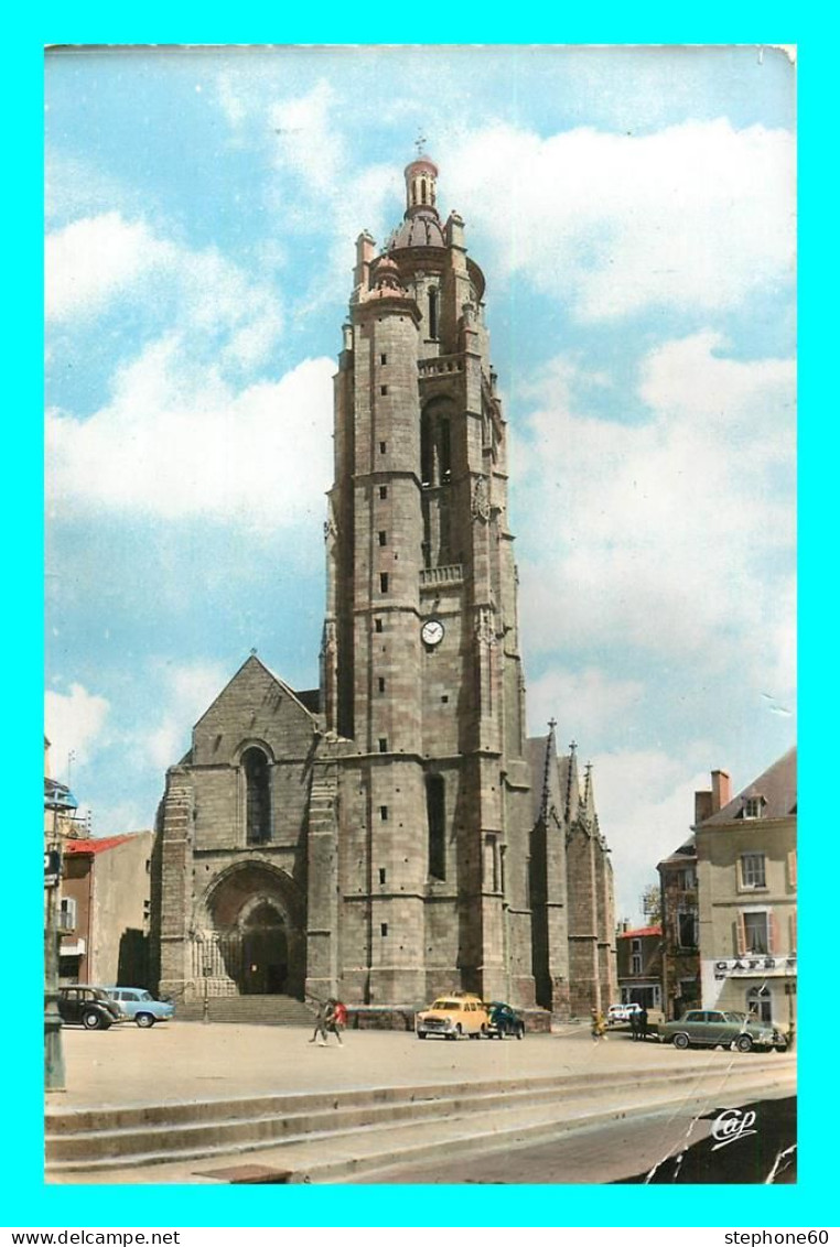 A779 / 423 79 - BRESSUIRE Eglise ( Voiture ) - Bressuire