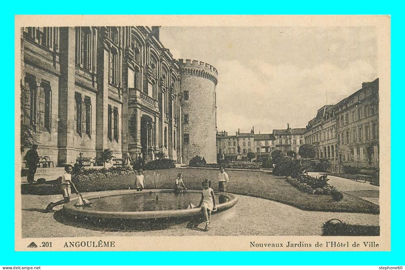 A802 / 005 16 - ANGOULEME Nouveaux Jardins De L'Hotel De Ville - Angouleme