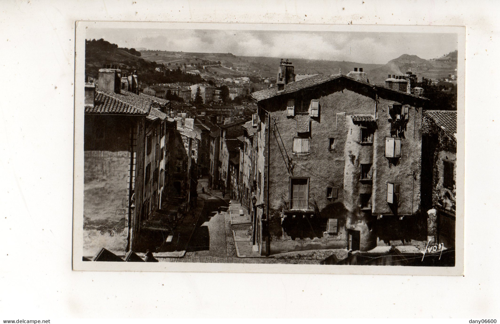 LE PUY - Rue Des Tables (carte Photo) - Le Puy En Velay