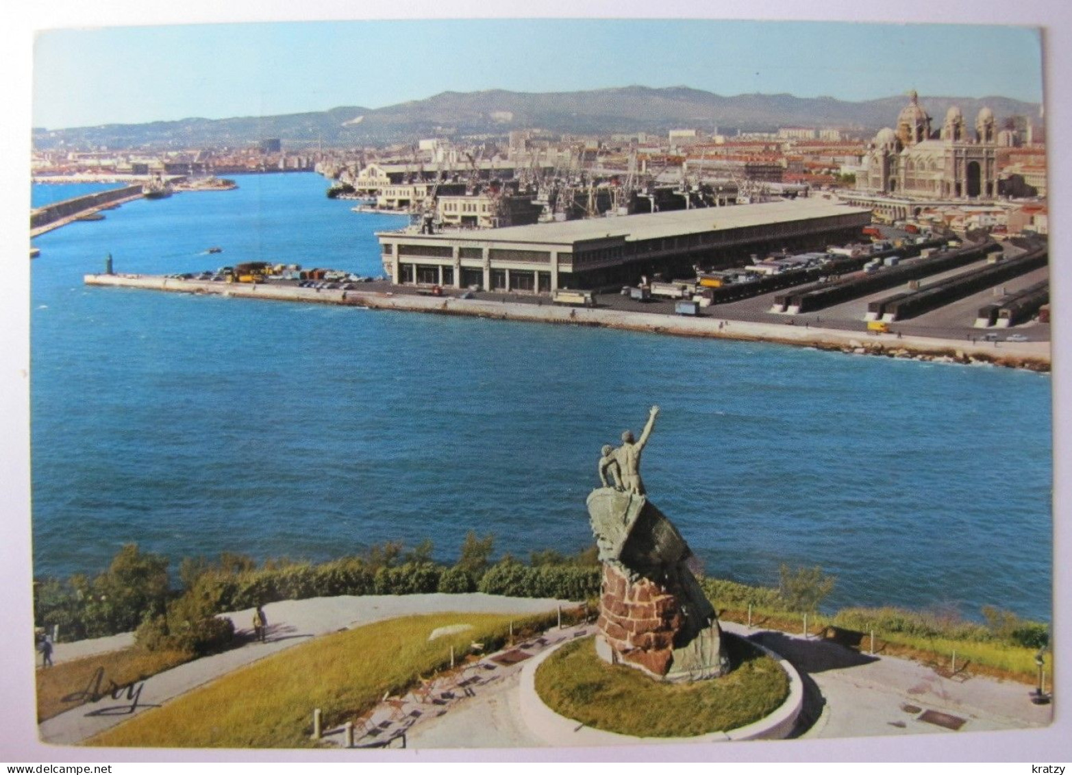 FRANCE - BOUCHES-DU-RHÔNE - MARSEILLE - Monument Aux Héros De La Mer Et Le Grand Port - Joliette, Zone Portuaire